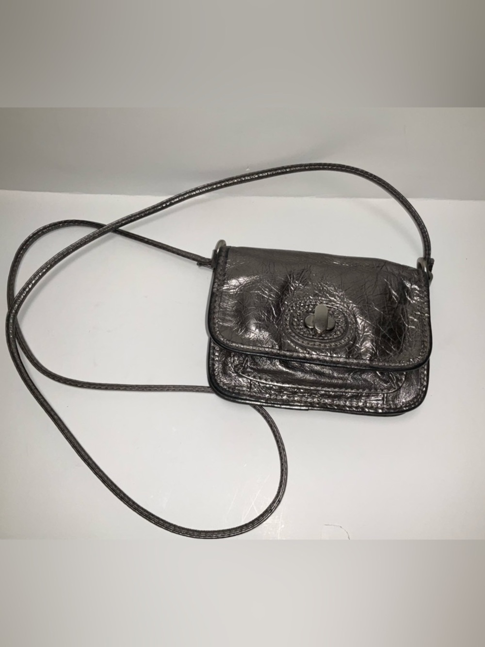 FOSSIL Leather Turnlock Crossbody Mini Leather Bag in Metallic Pewter Gray/Gold